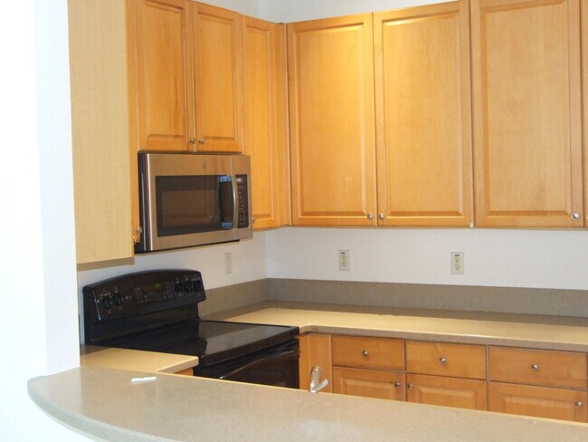 Foto del edificio - 1554 Limetree Bay Ave
