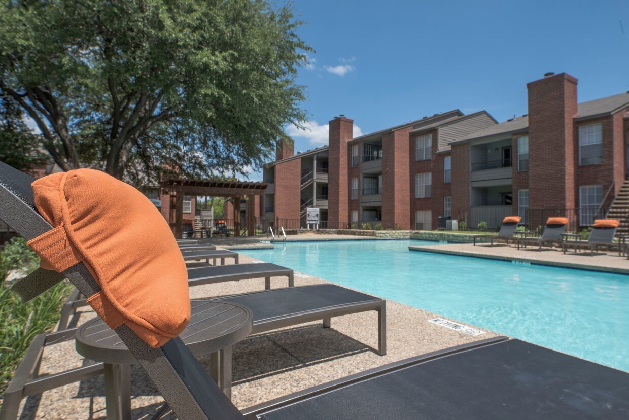 The Vines Apartments Lewisville, TX