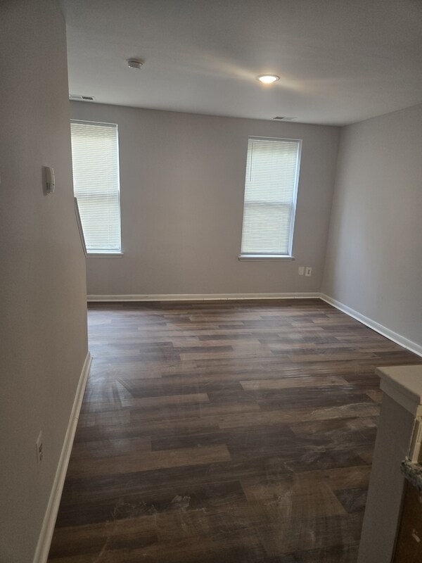 Foto del edificio - 1035 Belmont Ave
