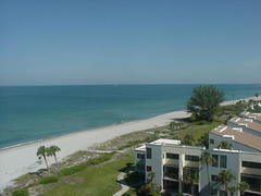 Foto principal - Venice, FL 2BR/2BA Condo in a Gated, Gulf ...