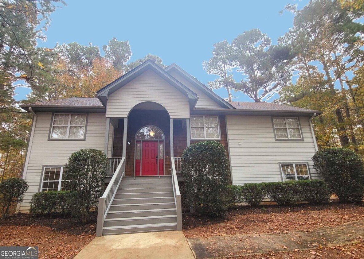 Primary Photo - 1050 Bouldercrest Way