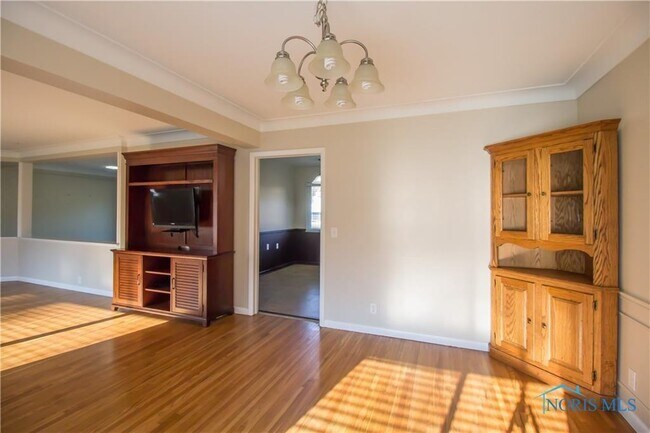 Foto del edificio - 3830 S Beverly Hills Dr