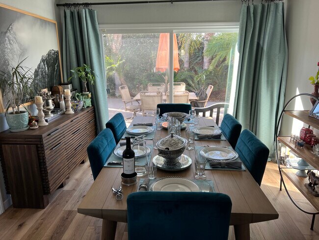 Foto del edificio - 15481 Cottonwood Cir