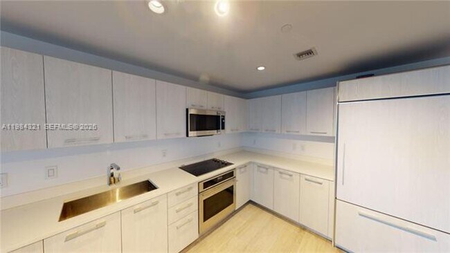 Foto del edificio - 55 SW 9th St