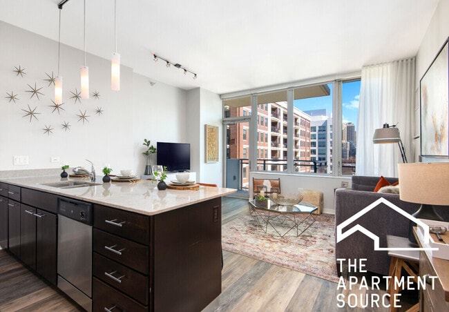 Foto del edificio - 469 W Huron St