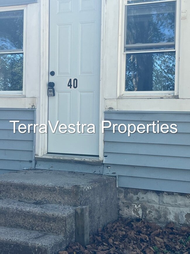 Photo - 3 Bed Single Family in Deepwater! Eligible... House