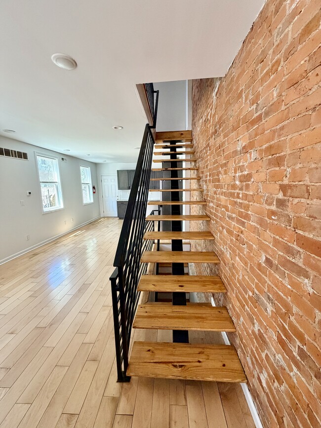 Building Photo - 2802 Agate St