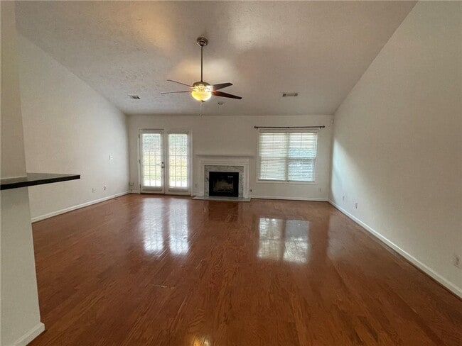 Building Photo - 466 Canterbury Pl Dr