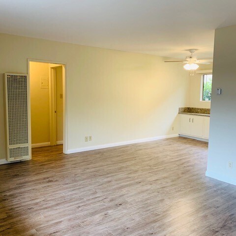 Foto del edificio - 4415 Ocean View Blvd