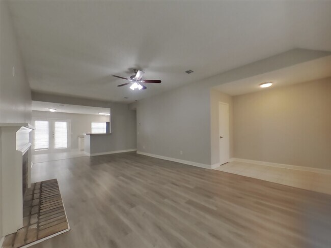 Foto del edificio - 2622 Townhall Ln