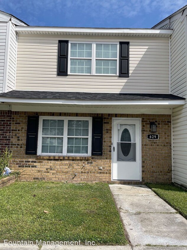 Foto principal - 2 br, 1.5 bath House - 629 Myrtlewood Circle