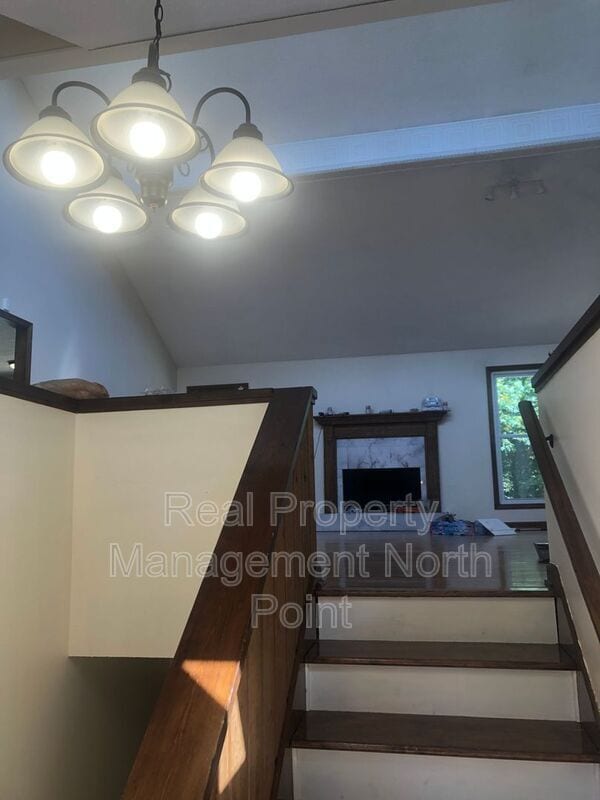 Photo - 19 Ashton Woods Dr House