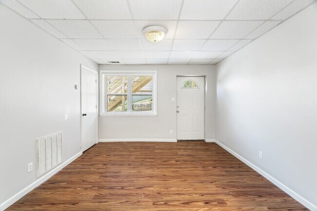 Foto del edificio - 2751 Jersey Ave