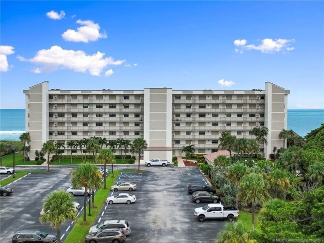 Building Photo - 10310 S Ocean Dr