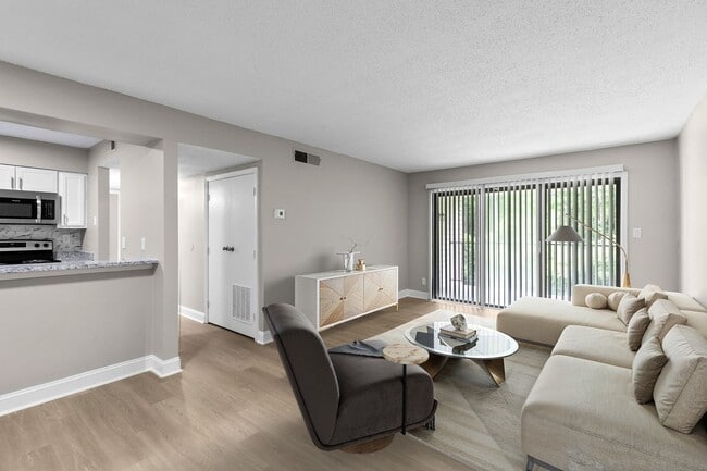 Interior Photo - The Landing on Emerald Pointe