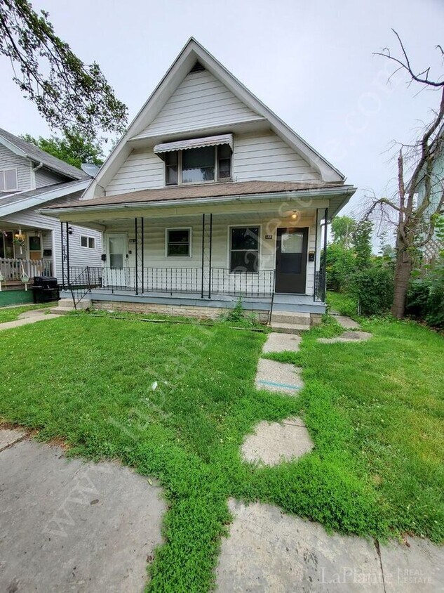 Three Bedroom Lower Unit for Rent House for Rent in Toledo, OH