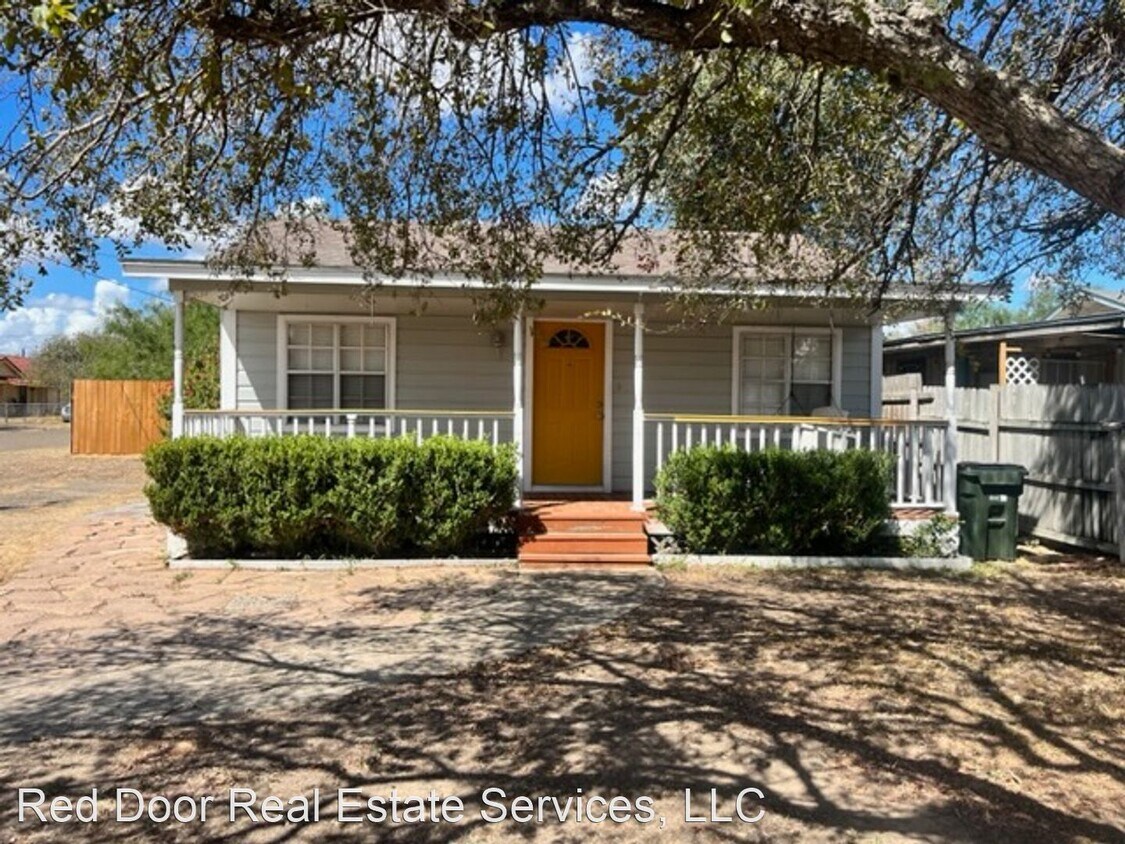 Foto principal - 3 br, 2 bath House - 983 Washington Ave