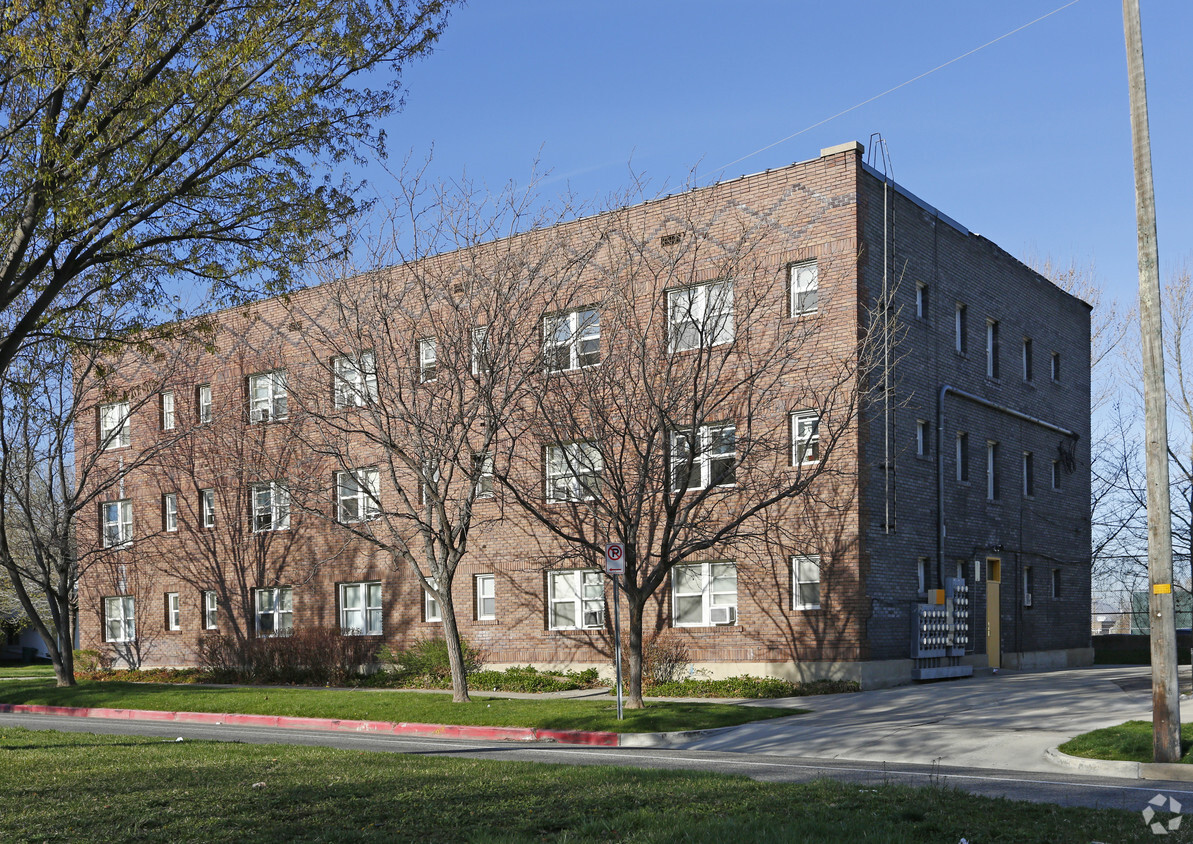 Building Photo - Wendell Apartments