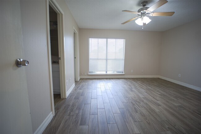 Foto del edificio - 18018 Santolina Ln