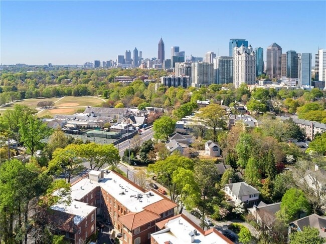 Building Photo - 1 S Prado NE