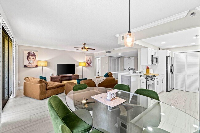 Foto del edificio - 899 Jeffery St