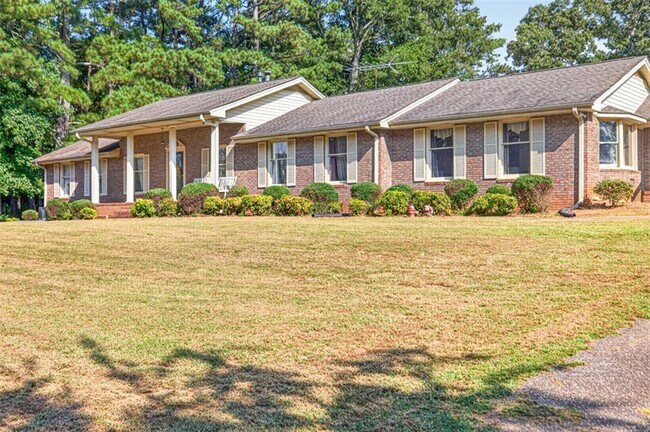 Foto del edificio - 160 Apalachee Church Rd