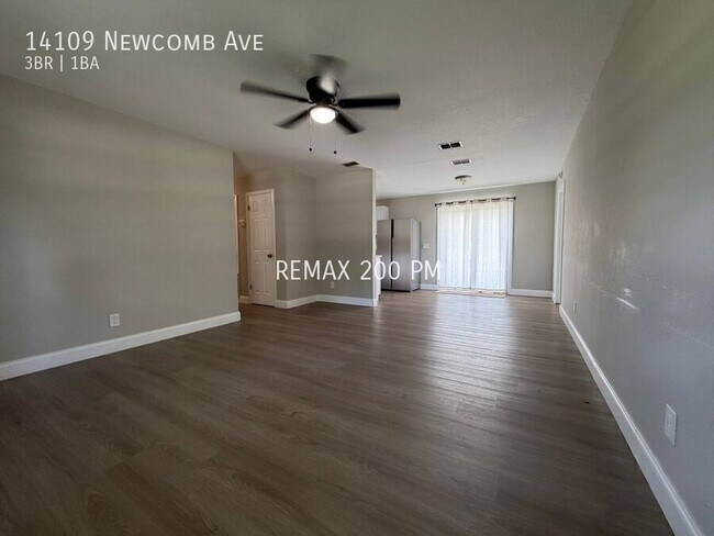 Foto del edificio - 14109 Newcomb Ave