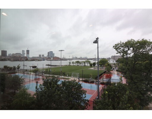 Foto del edificio - 110 Sumner St