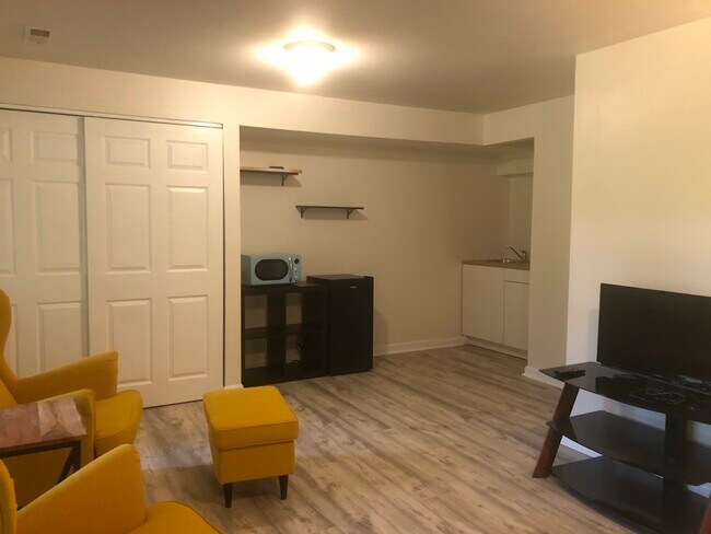 Foto del edificio - 6403 Knapsack Ln