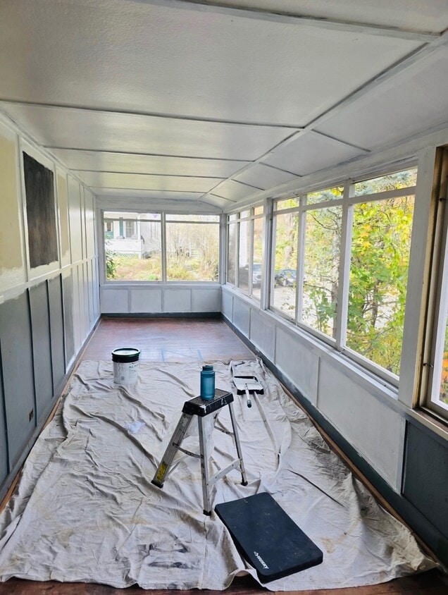 Foto del edificio - 995 Western Ave