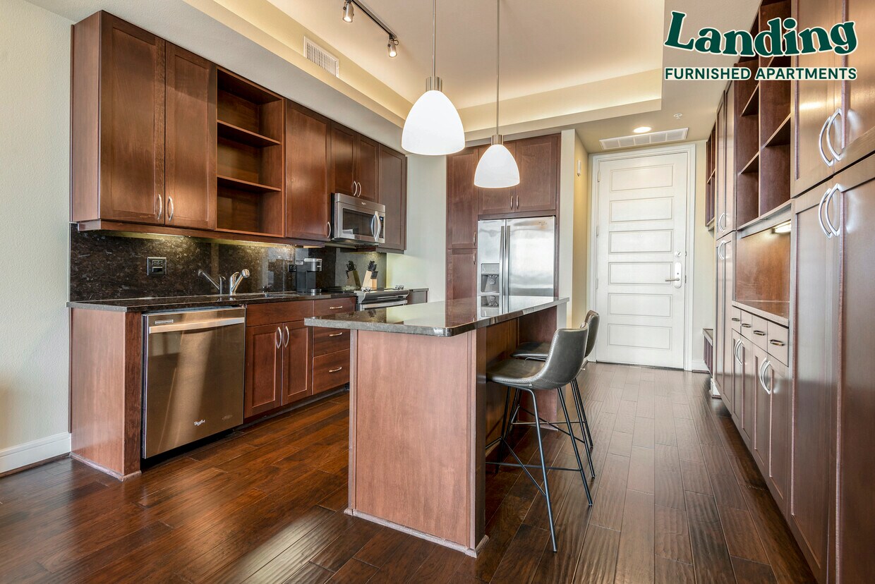 Foto principal - 7272 E 37th St N
