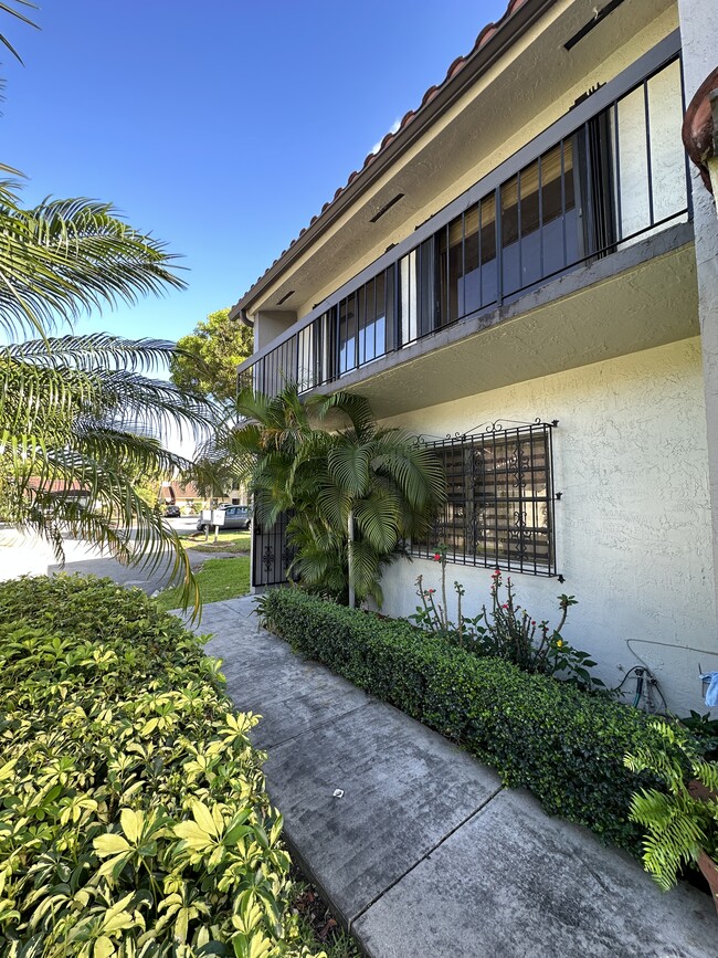 12250 SW 20th Terrace, Miami, FL 33175 Townhome Rentals in Miami FL