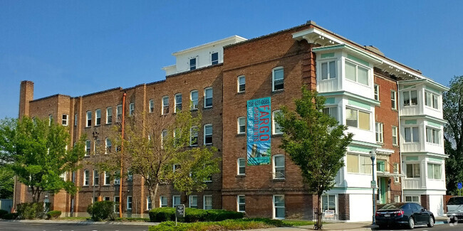 Building Photo - Fargo Apartments