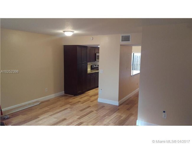 Building Photo - 5056 S University Dr