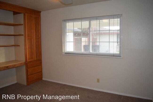 Building Photo - 3 br, 2 bath House - 605 Oak Ridge Drive
