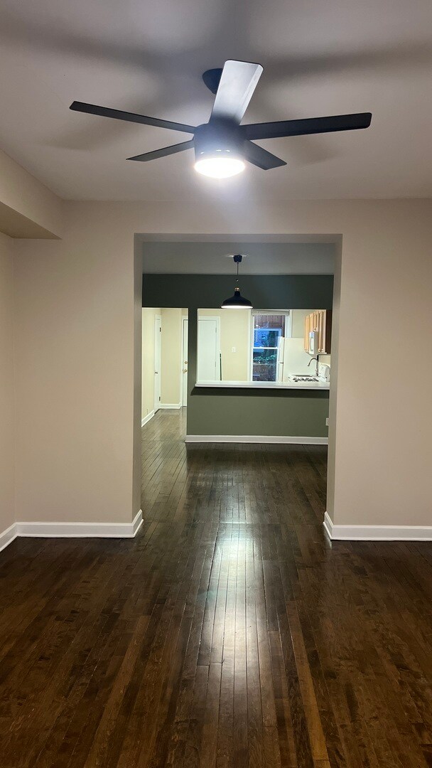 Foto del edificio - 1503 W Superior St