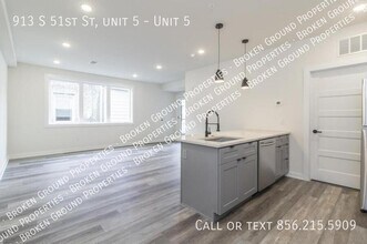Building Photo - 913 S 51st St