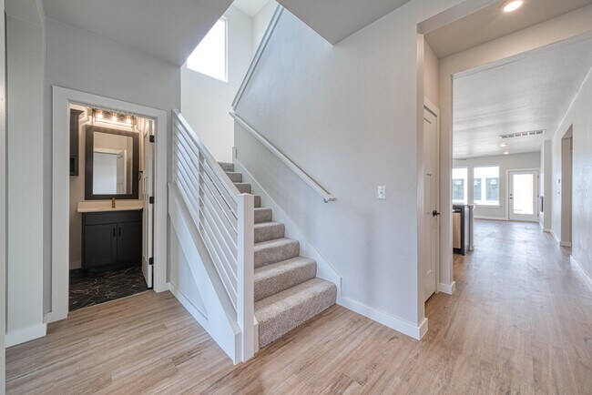Entry - 501 NW 175th St