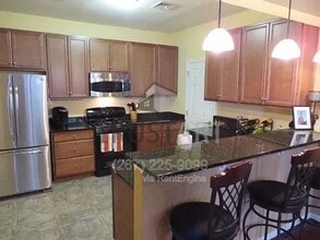 Building Photo - 4421 Driftwood Dr