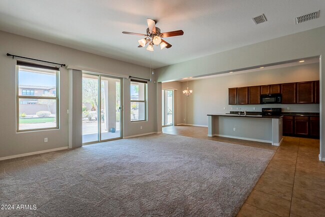 Building Photo - 21263 W Sycamore Dr