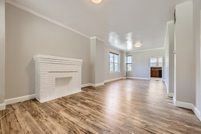 Building Photo - 3502 Greenspring Ave