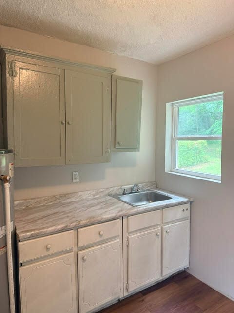 Building Photo - 109 14th Ct W