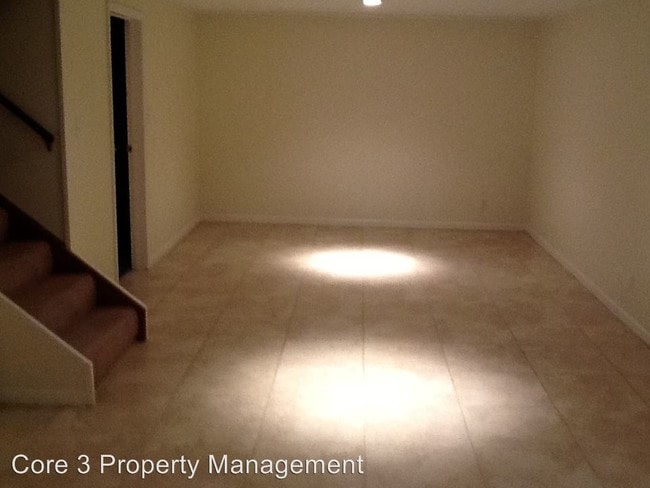 Building Photo - 2 br, 1 bath House - 2903 Interlacken Drive