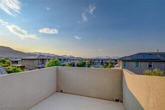 Building Photo - 9702 Starlight Ridge Ave