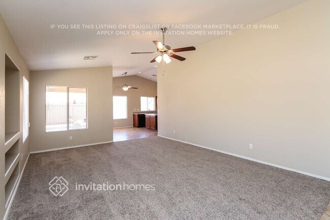 Building Photo - 11105 E Catalina Ave