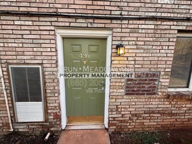 Foto del edificio - 436 E Red Bud Rd