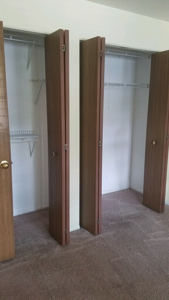 Building Photo - 2869 Meadow Ln