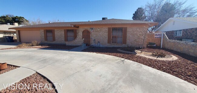 Building Photo - 4 br, 3 bath House - 1608 Vista Real