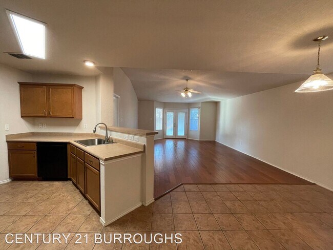 Building Photo - 3 br, 2 bath House - 7450 Scordato Dr