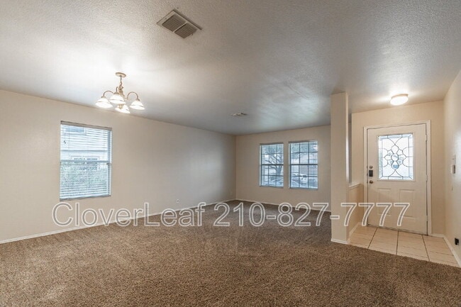 Building Photo - 104 Bay Willow